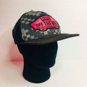VANS OFF THE WALL Snapback Trucker Hat Cap Black Pink